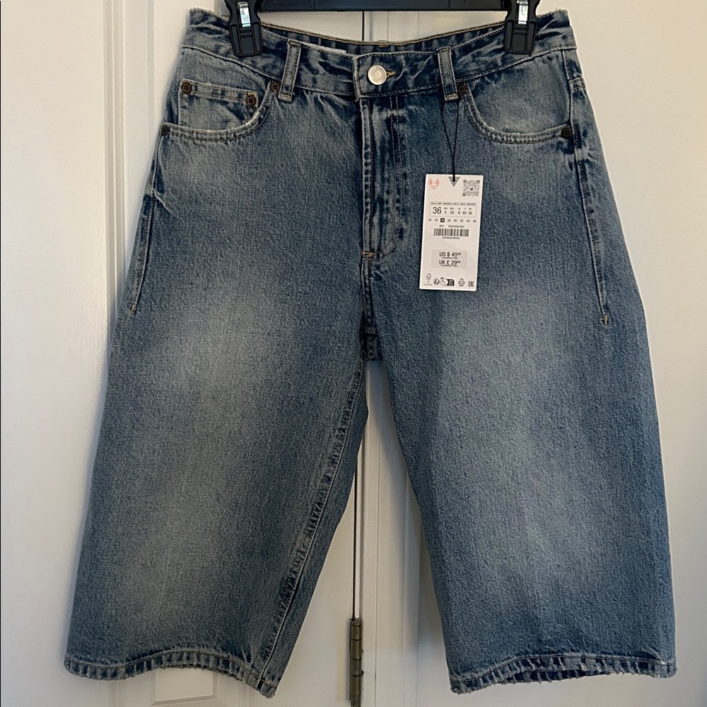 NWT Zara Denim Blue Long Bermuda Jean Shorts - Size Small